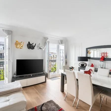 Haussmannien - Dernier Etage * Paris