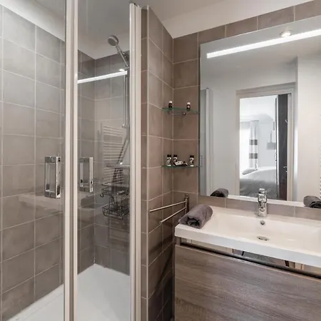 Haussmannien - Dernier Etage شقة