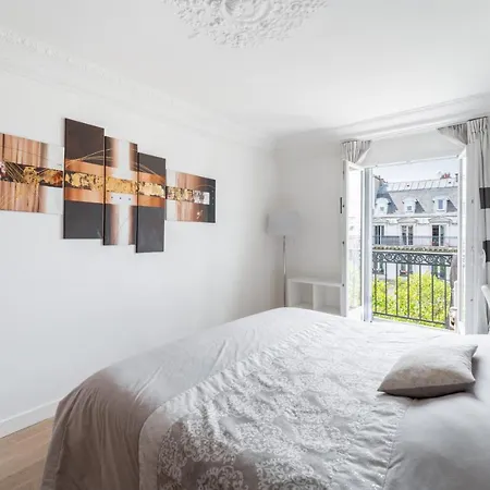 Haussmannien - Dernier Etage شقة باريس